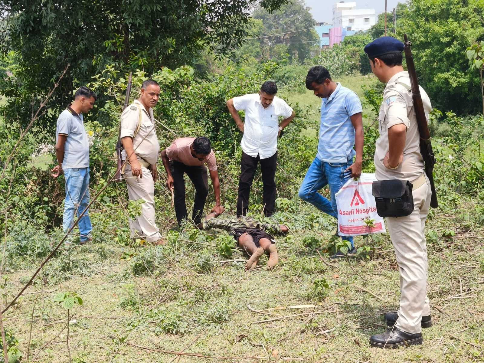 चिरागोड़ा श्मशान रोड में युवक की हत्या, नहीं हो सकी शिनाख्त