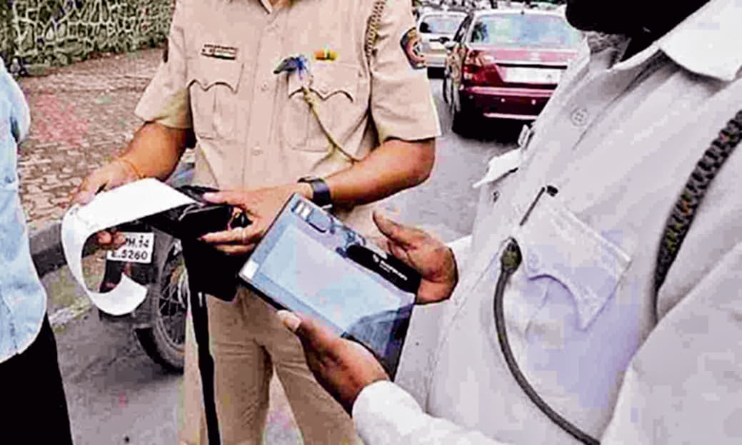 गाड़ियों का चालान कटने पर भी बन रहा है प्रदूषण प्रमाणपत्र