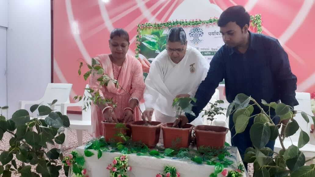 विकास के लिए प्रकृति का करें उपयोग