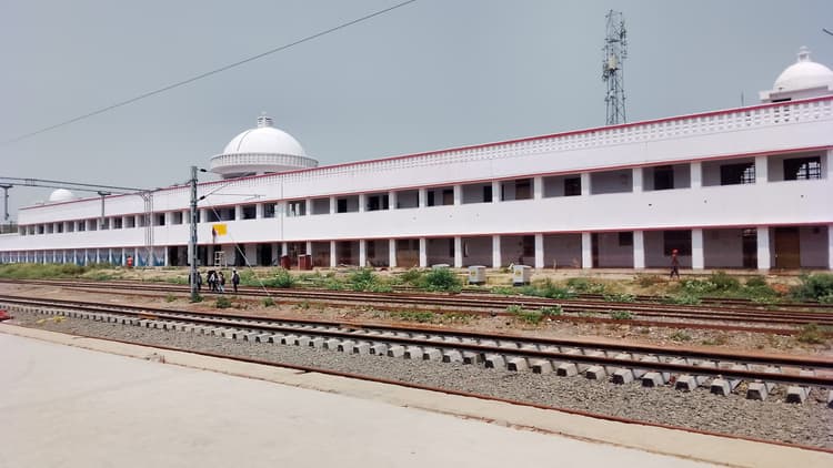 इंतजार खत्म! जल्द ही दोनों ट्रैकों पर रफ्तार भरेंगी ट्रेनें