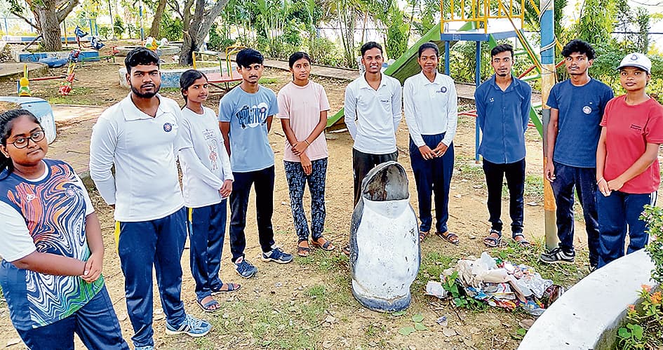 विश्व साइकिल दिवस : बांकुड़ा काॅलेज से निकाली गयी जागरूकता रैली