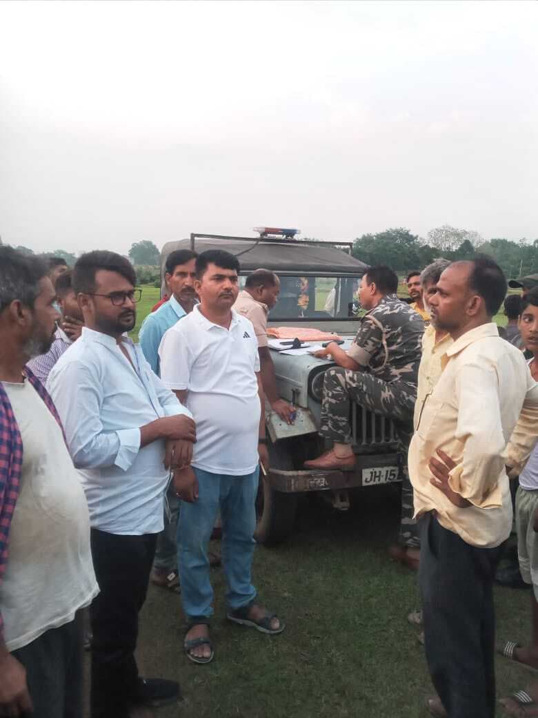 तालाब में मछली पकड़ने के क्रम में वज्रपात से एक की मौत, घायल का चल रहा इलाज