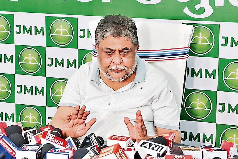 आज निर्वाचन आयोग के पास साख बचाने का समय : झामुमो