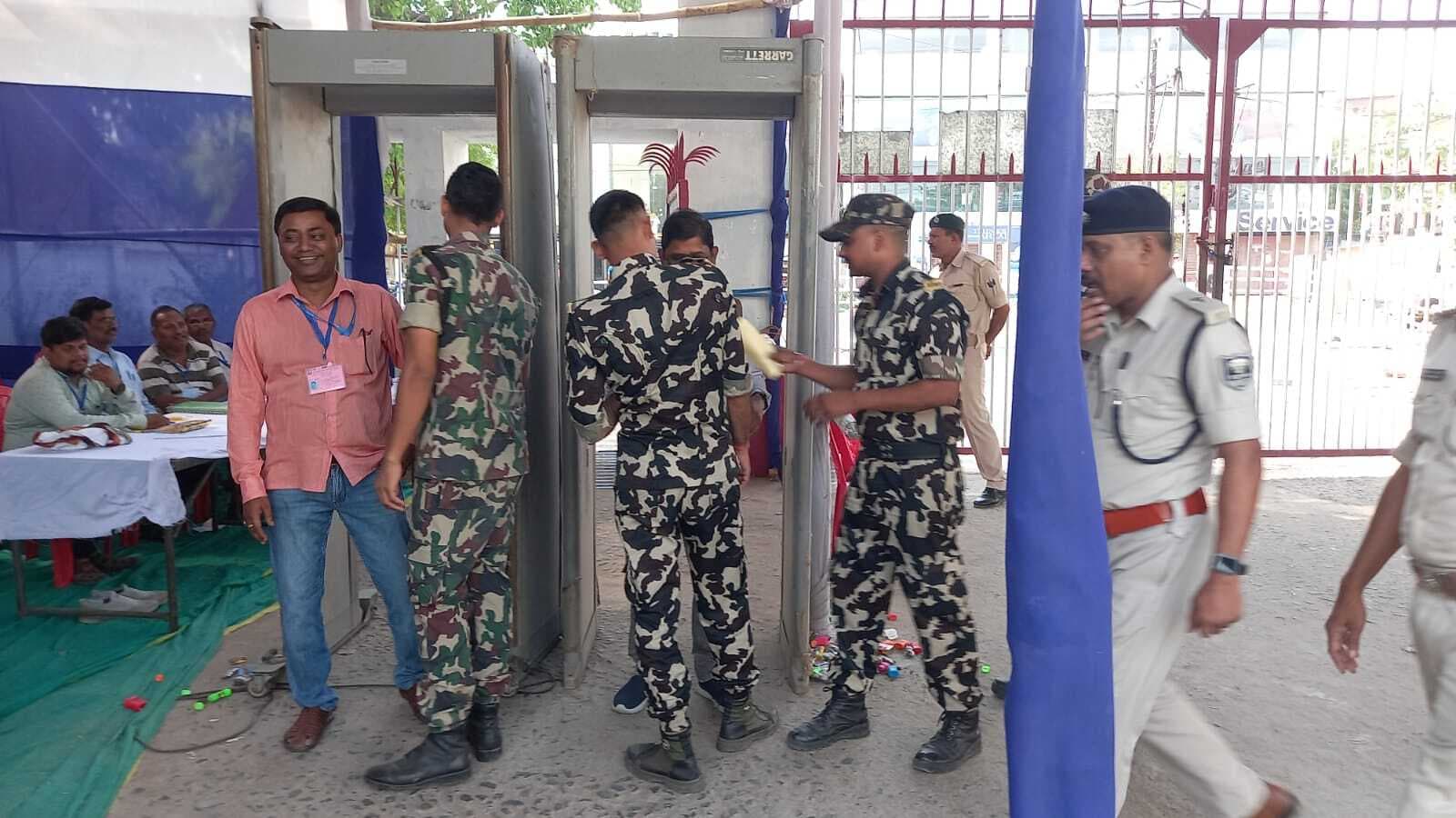 लगातार दूसरे लोकसभा चुनाव में तीसरे स्थान पर नोटा का कब्जा