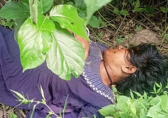 रेड लाइट एरिया में युवती का मिला शव