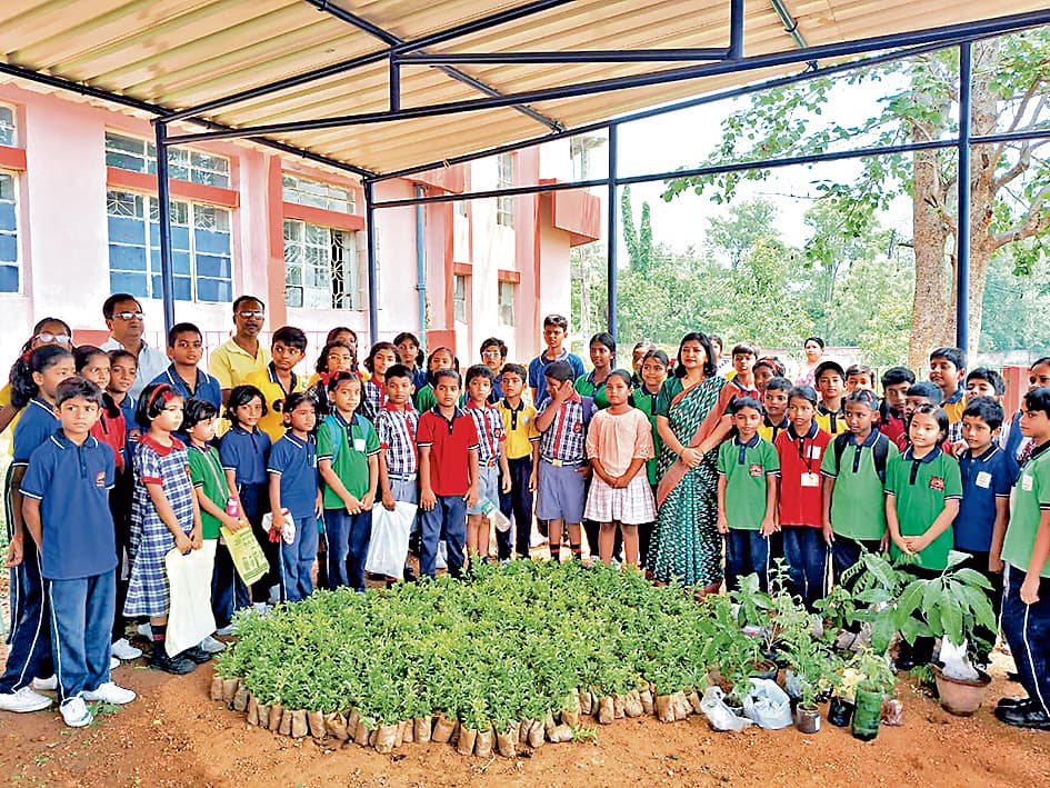 पीएम श्री केंद्रीय विद्यालय चित्तरंजन में मनाया गया विश्व पर्यावरण दिवस