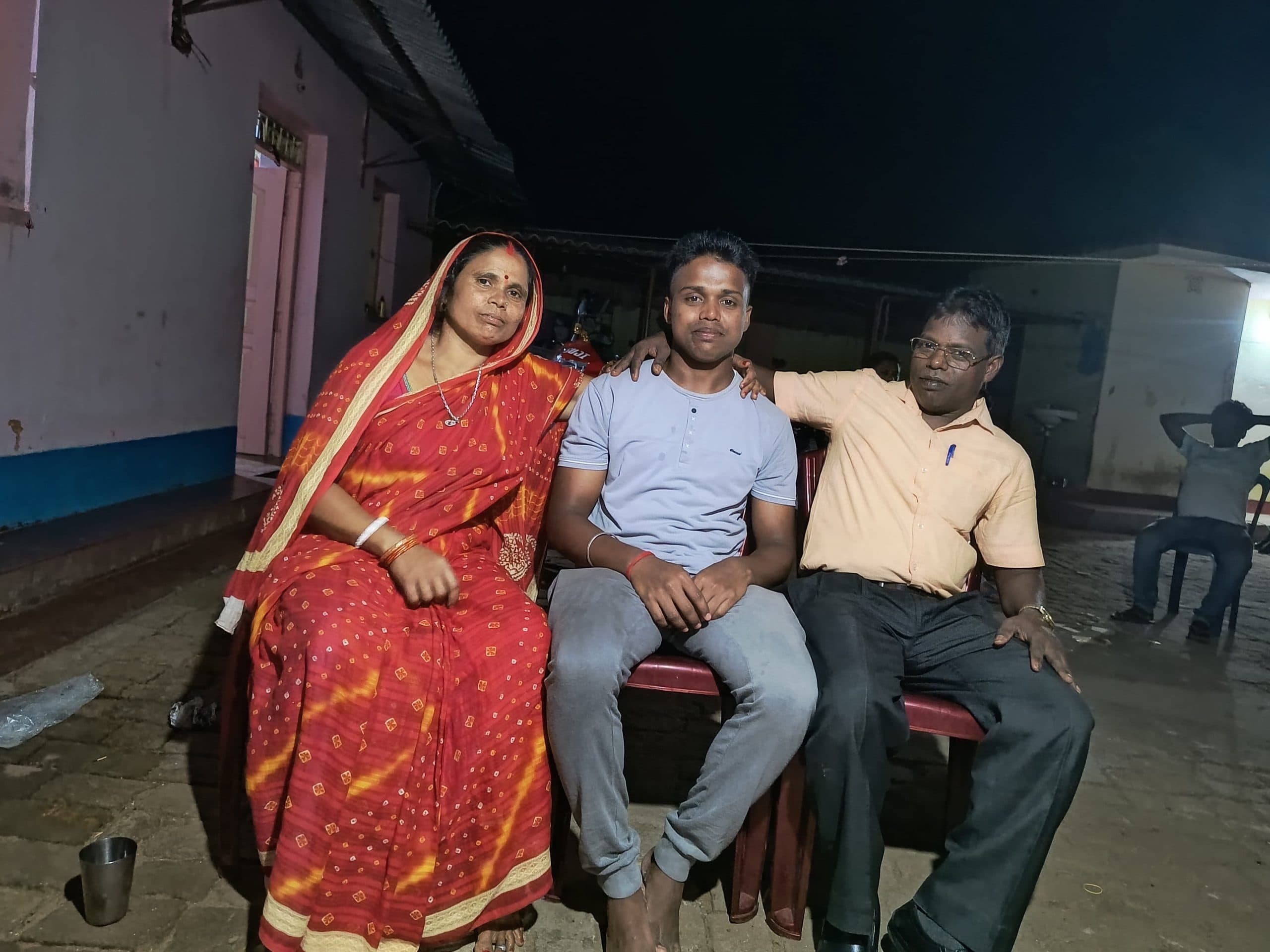 करमाटांड़ के विशाल मंडल ने नीट में मारी बाजी