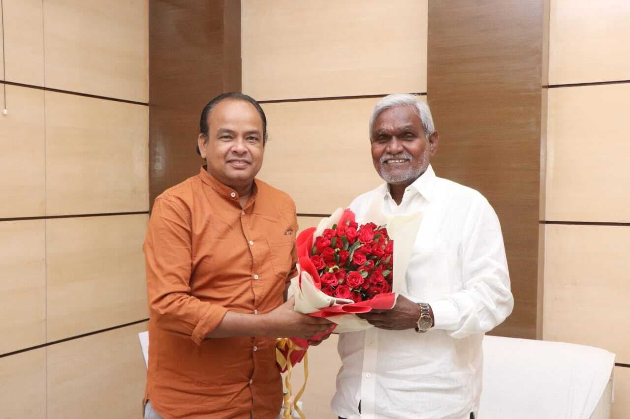 विधायक ने लोस चुनाव में पांच सीट जीतने पर सीएम को दी बधाई