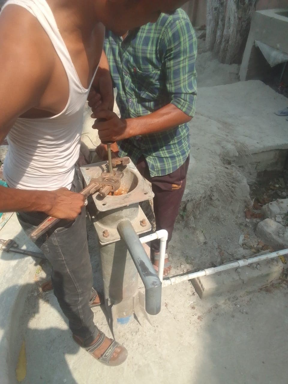 अब एक फोन पर होगी चापाकल की मरम्मत