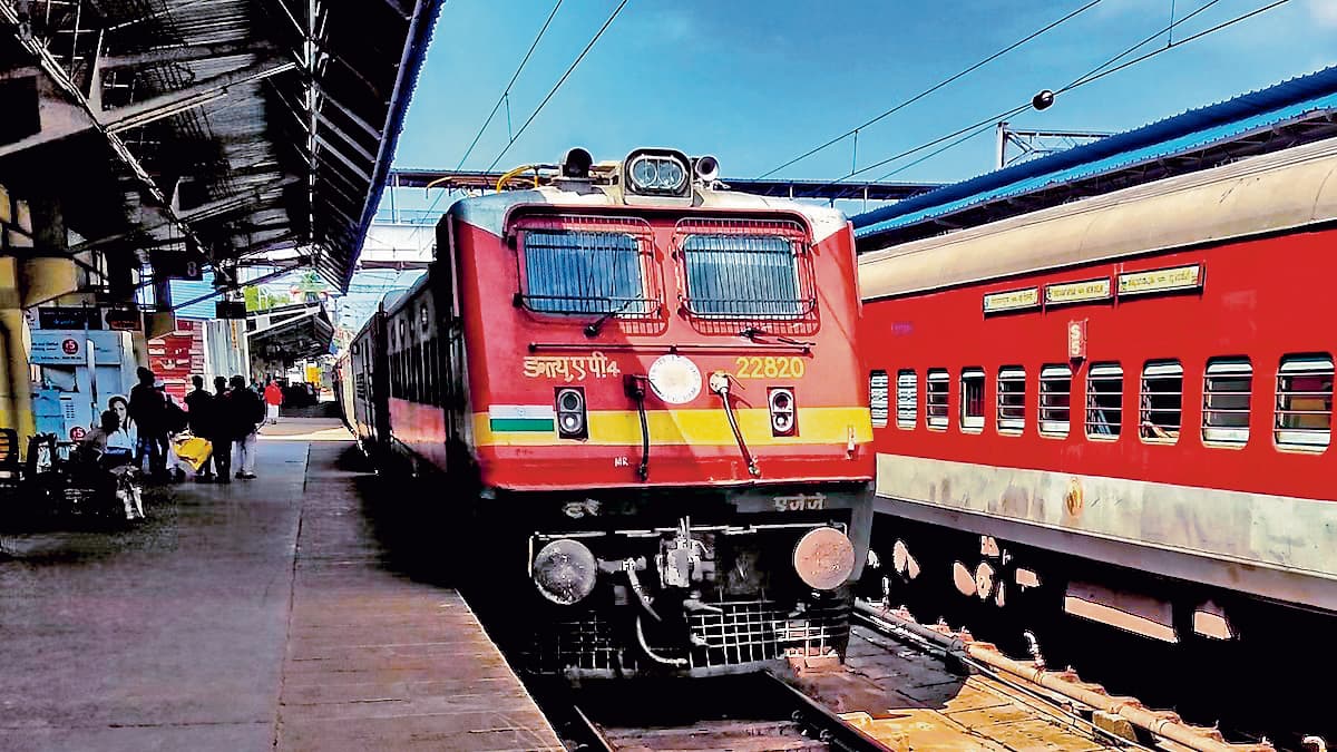 आद्रा मंडल में विकास के कार्य के लिए ट्रेनों का विनियमन