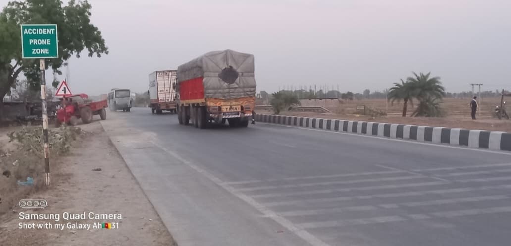 ब्लैक स्पॉट से कुछ दूरी पर हुई भीषण दुर्घटना, लोग चिंतित