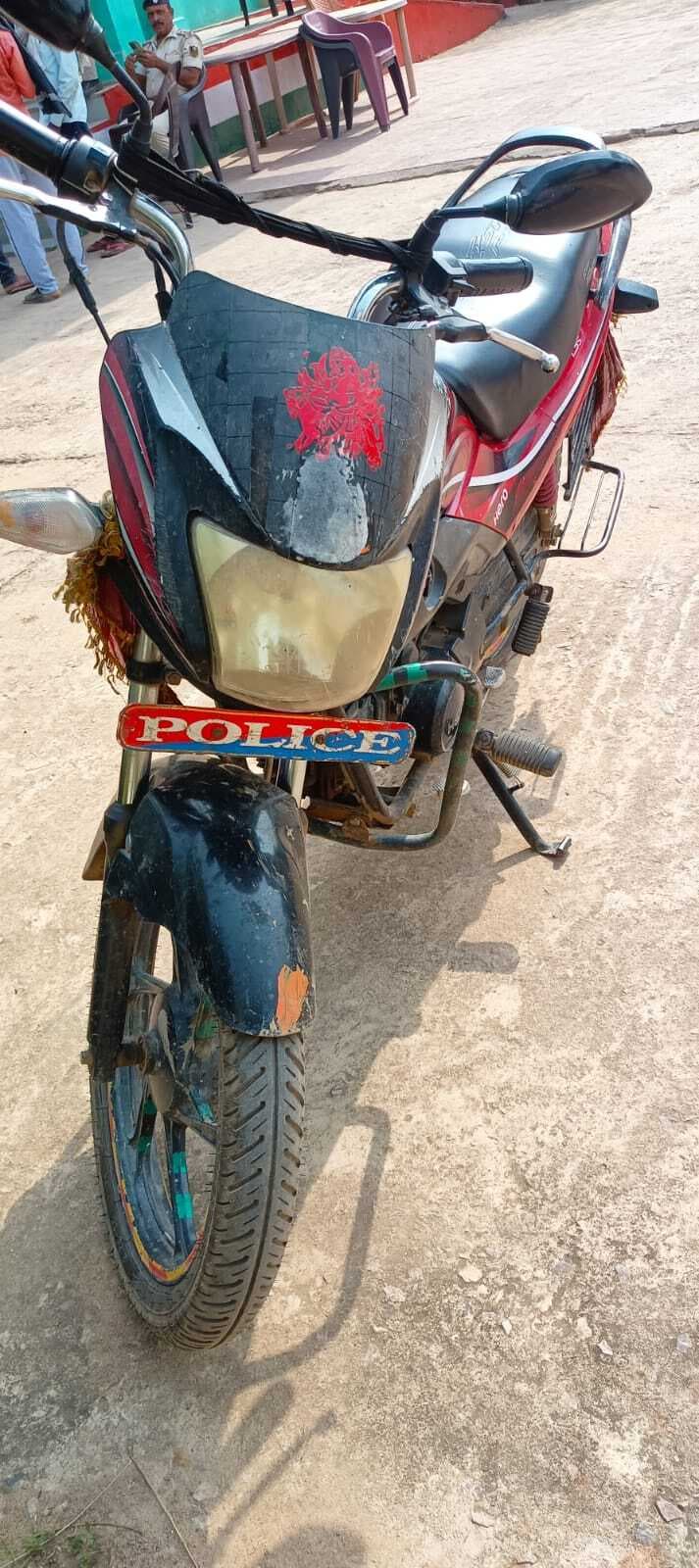 आर्मी की वर्दी पहने बालू माफिया सहित दो गिरफ्तार