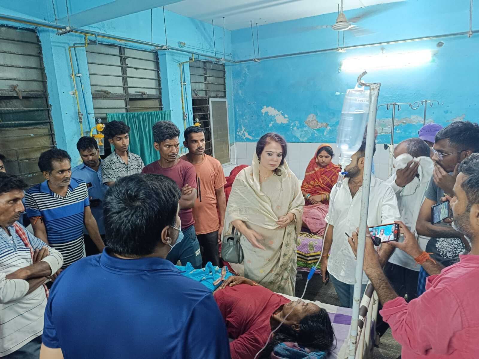 अनुमंडलीय अस्पताल में जांच के नाम पर उगाही पर भड़के परिजन, हंगामा