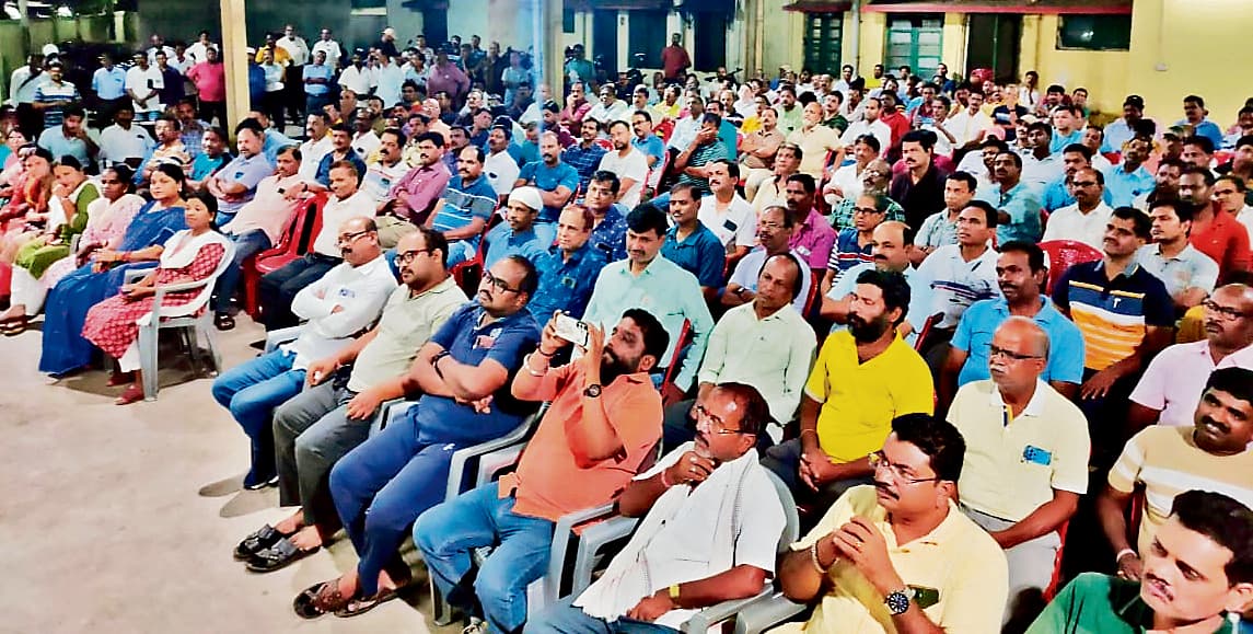 रिक्स ने नवनिर्वाचित विधायक दुर्गा चरण तांती का किया स्वागत, बोले आरएसपी कर्मियों के दु:ख-सुख में रहूंगा शामिल