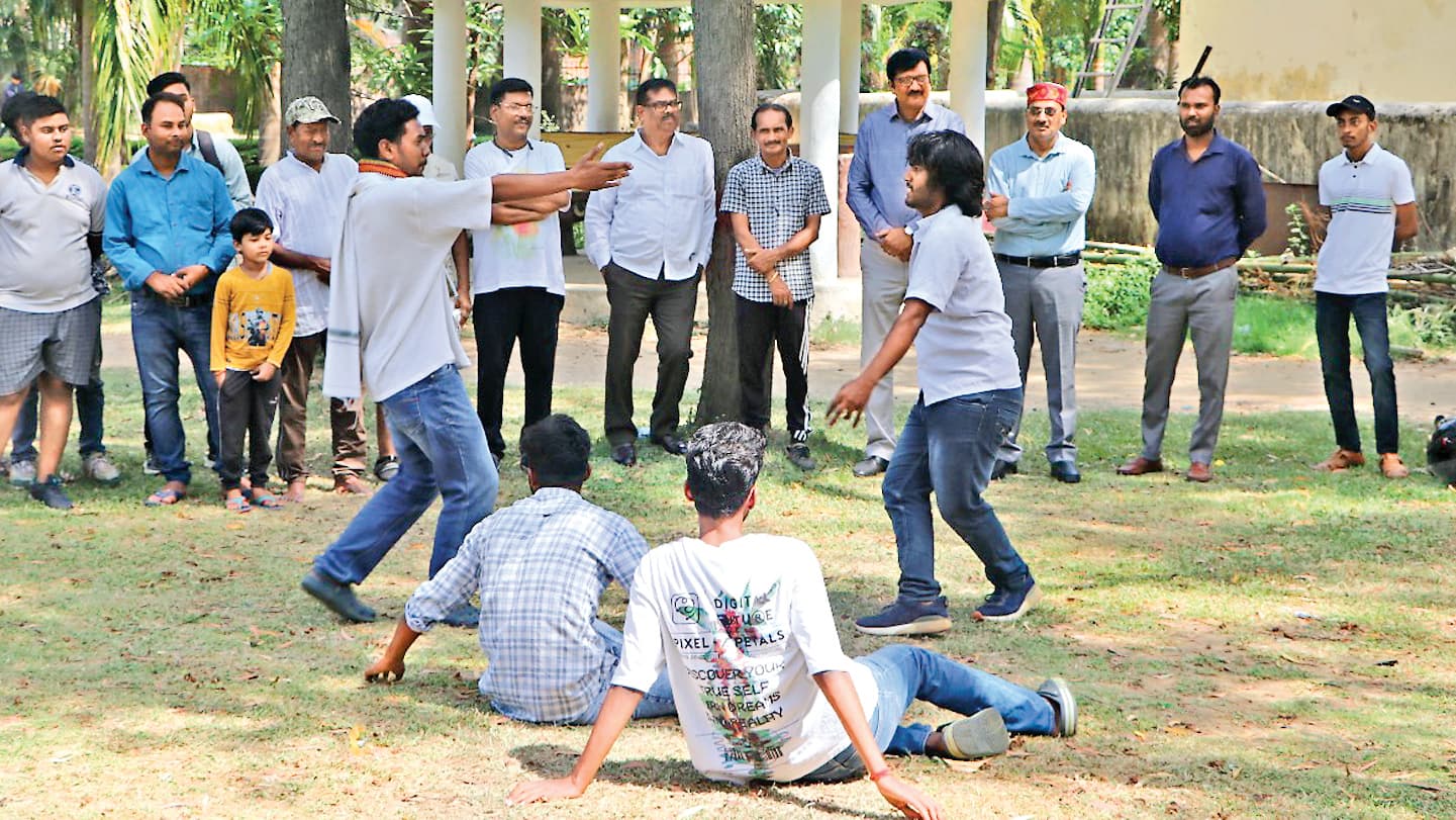 नशा पूरी मानव सभ्यता के लिए खतरा