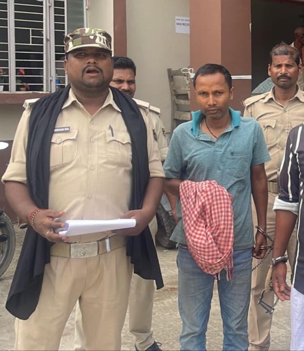 चेक बाउंस के मामले में आरोपित गिरफ्तार