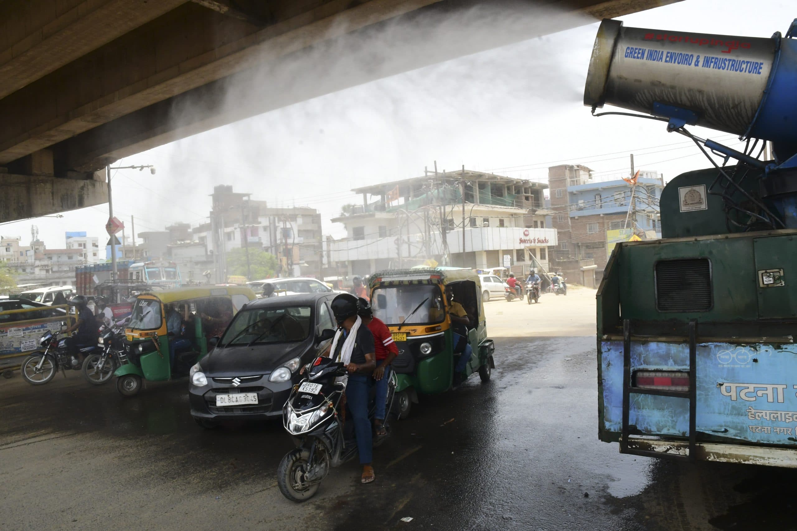 बिजली की रिकॉर्ड खपत, शटडाउन बढ़ा