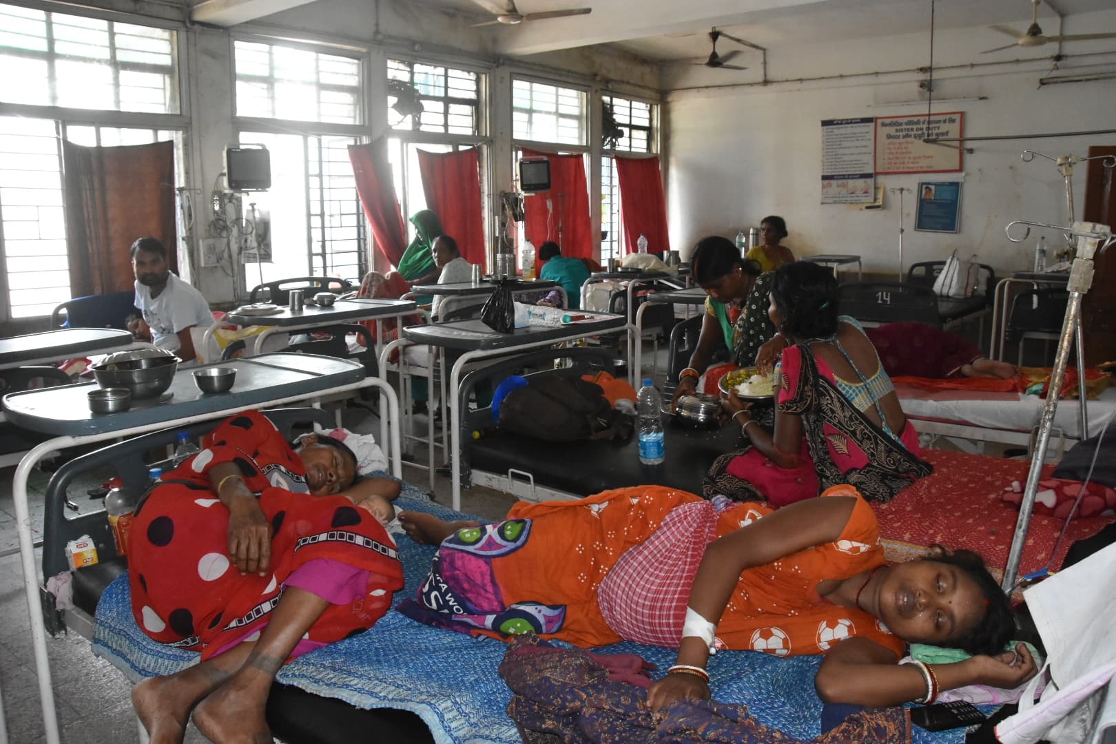 जिप अध्यक्ष ने किया डिज्नीलैंड मेला का उद्घाटन