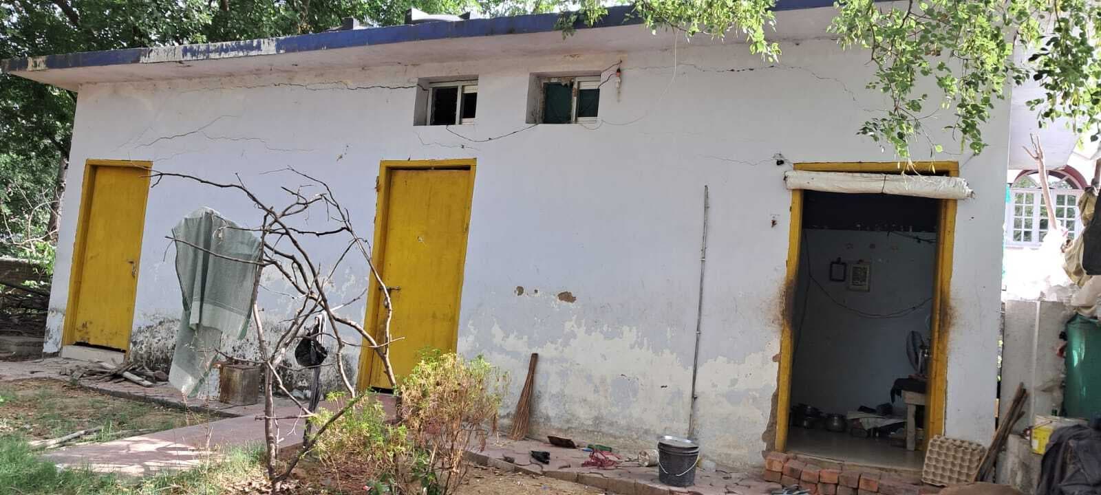 मीठा तालाब पार्क के सुरक्षा प्रहरी का शव मिला, नशेड़ियों पर हत्या की आशंका