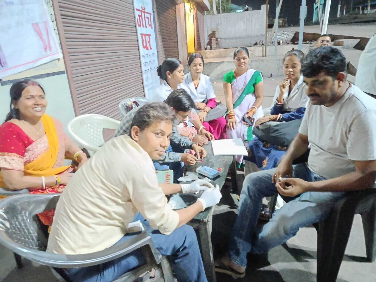 फाइलेरिया जागरूकता शिविर में 300 ब्लड सैंपल लिये