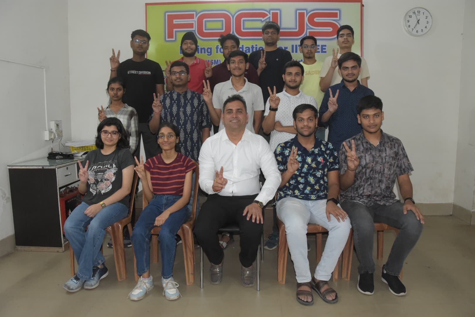 जेइइ एडवांस्ड में धनबाद के 50 छात्र व छात्राओं ने हासिल की सफलता