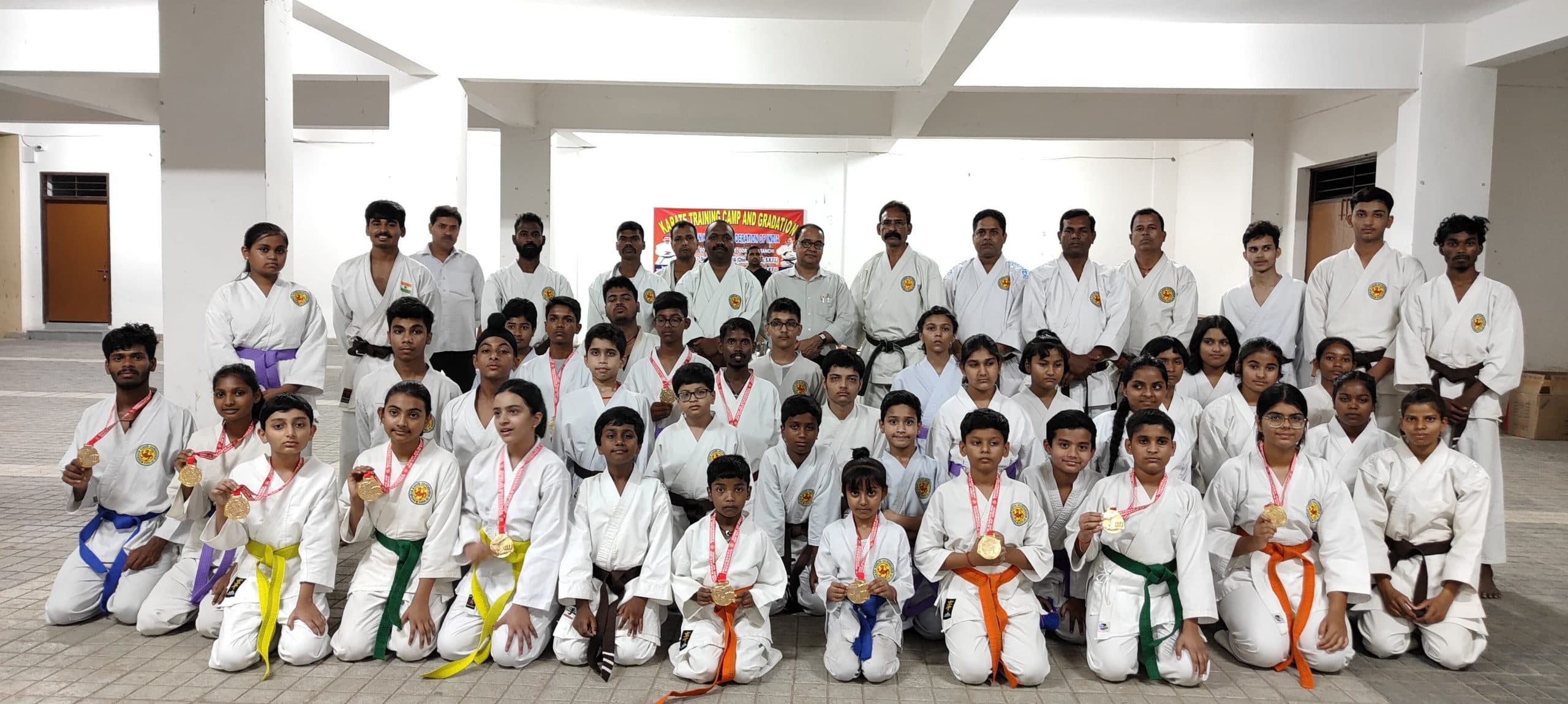 डोरंडा कॉलेज में कराटेकारों का बेल्ट ग्रेडेशन व विशेष प्रशिक्षण संपन्न