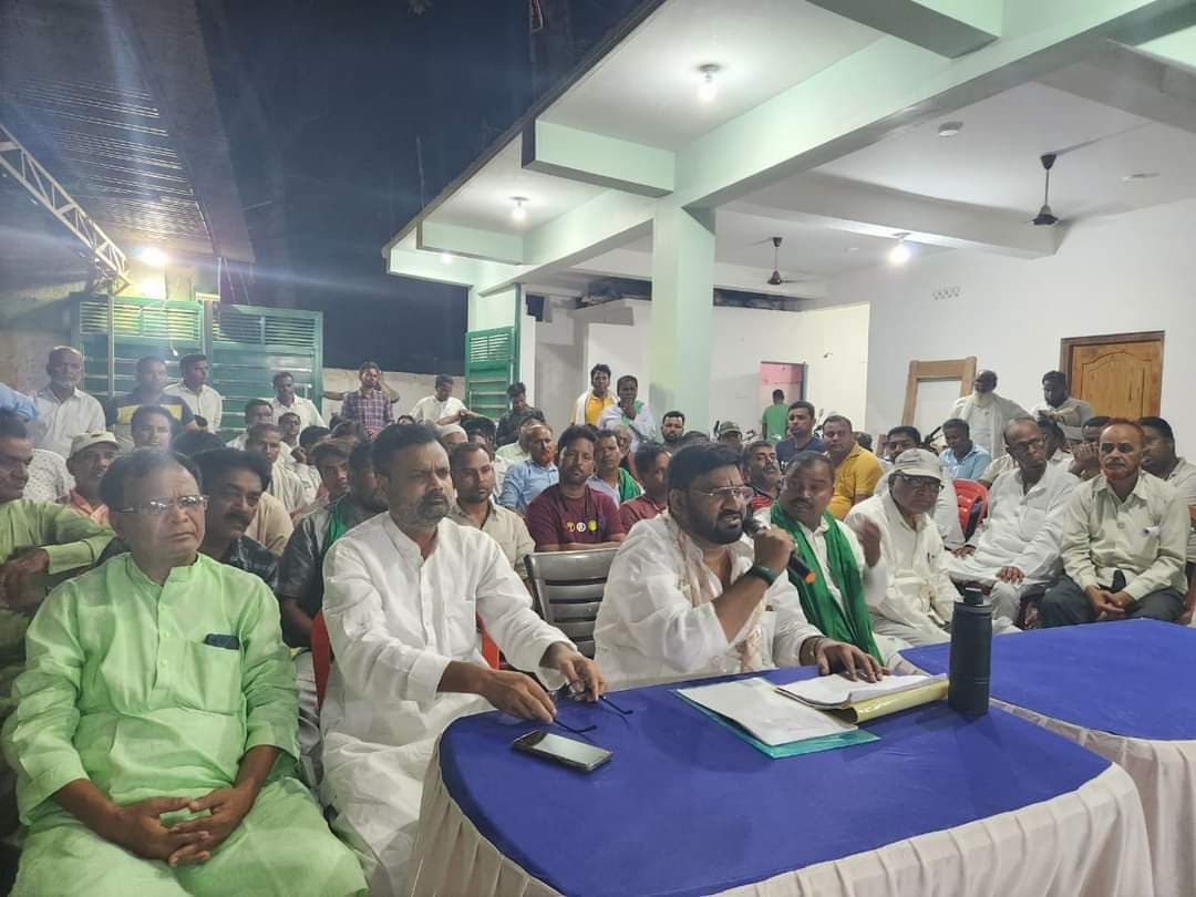 मधुपुर विधानसभा में भारी बहुमत से कामयाब होना है : हफीजुल