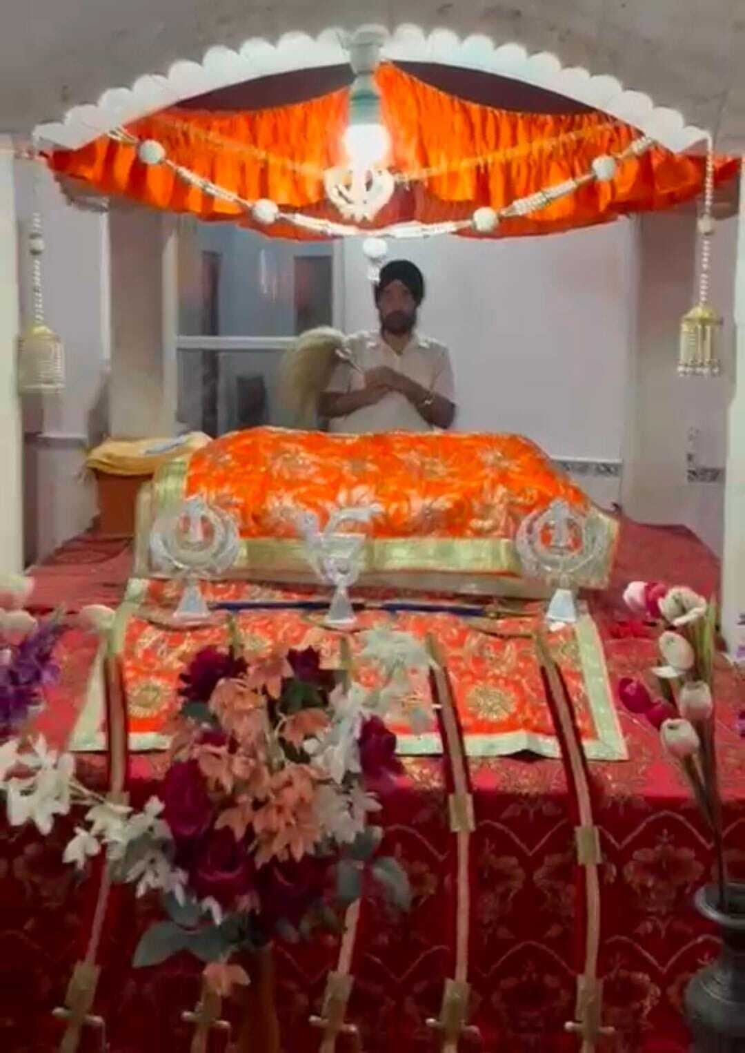 सिखों ने अपने पांचवें गुरू अर्जुन देव का श्रद्धाभाव से मनाया शहीदी दिवस, शबद कीर्तन में शामिल हुए लोग