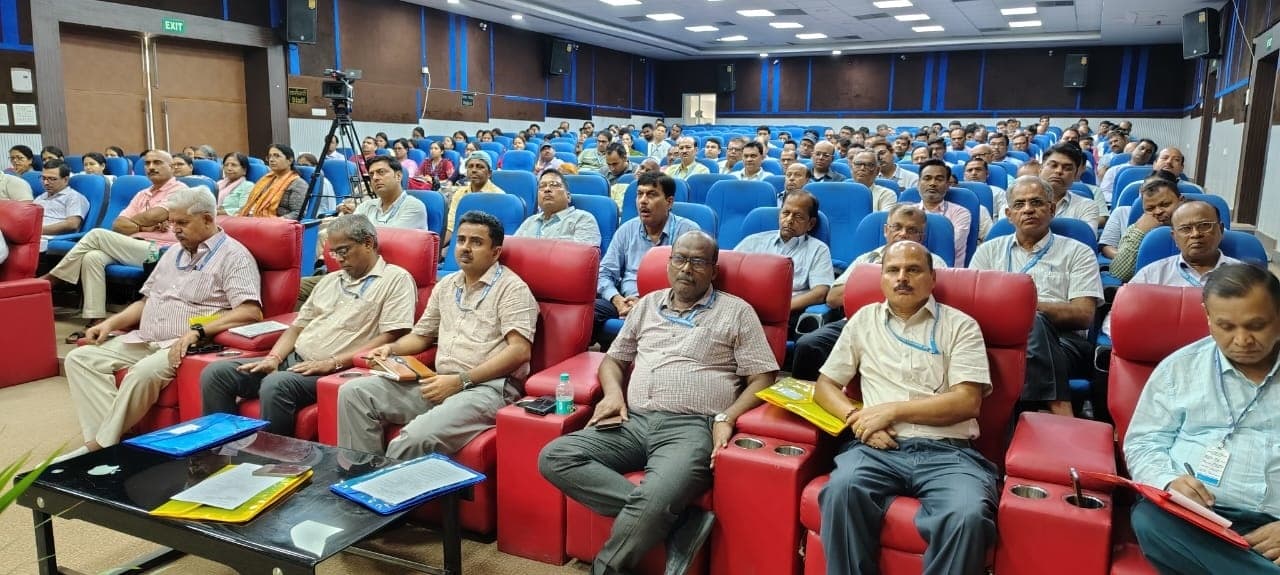 खेती से जुड़ी समस्याओं पर कार्य करने की जरूरत : कुलपति