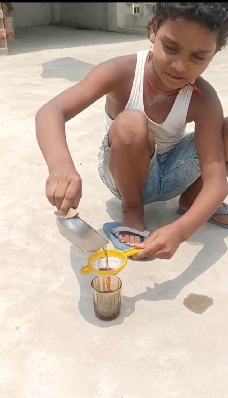 धूप में चाय बनाने का वीडियो वायरल
