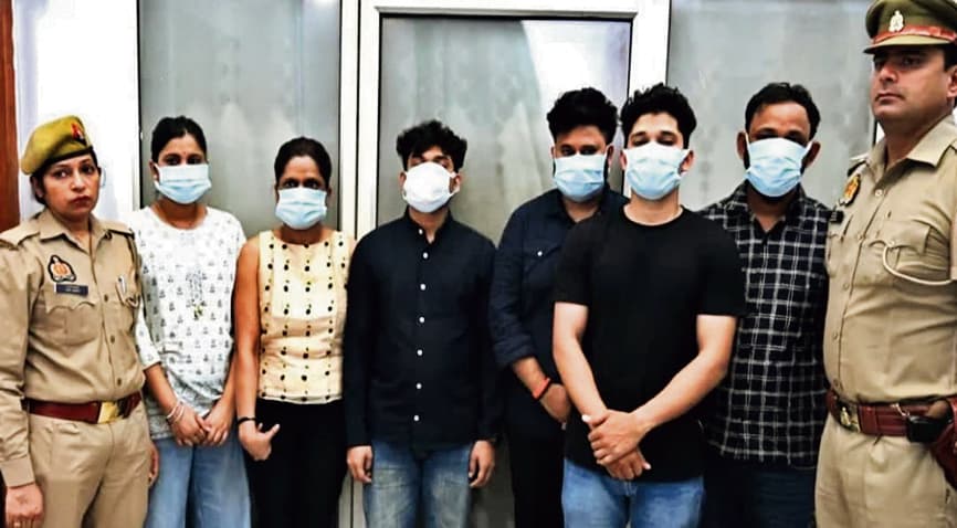 एडमिशन के नाम पर करोड़ों की ठगी नोएडा से पटना के दो समेत छह धराये