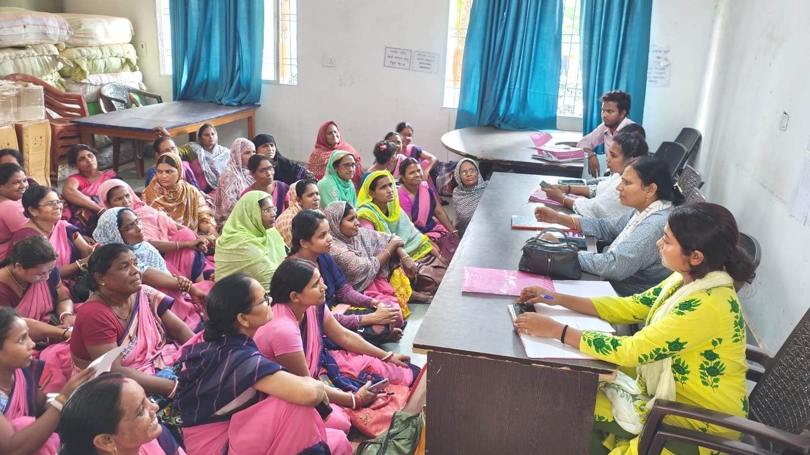 पीएमएमवीआइ योजना का लाभ दिलाने में लायें तेजी : सीडीपीओ