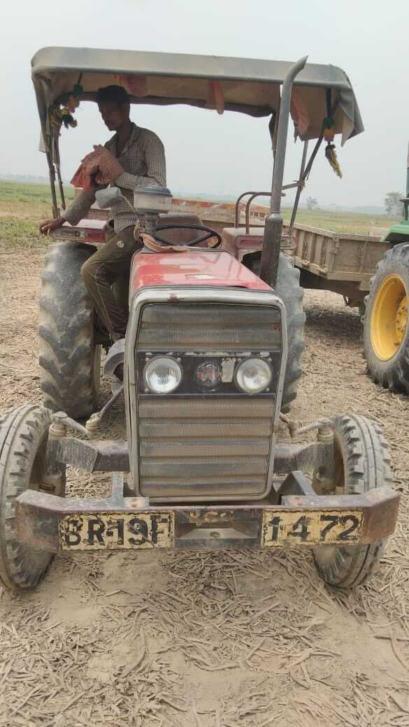 दूसरे के खेत से कर लिया लाखों की मिट्टी का अवैध खनन