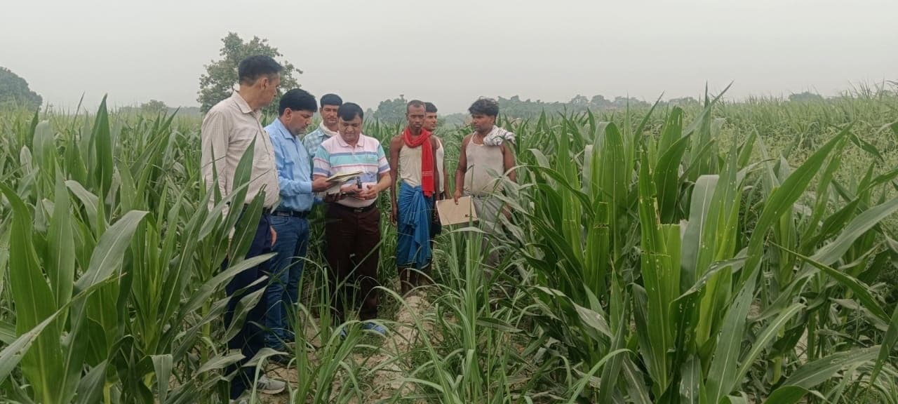 ईख आयुक्त ने लिया गन्ना सर्वे कार्य का जायजा