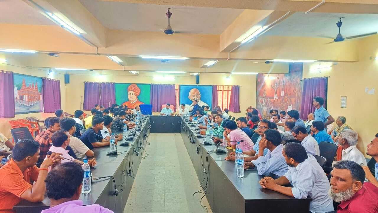 राशन कार्ड से मृतक का नाम हटाकर नये का नाम जोड़े : डीएसओ