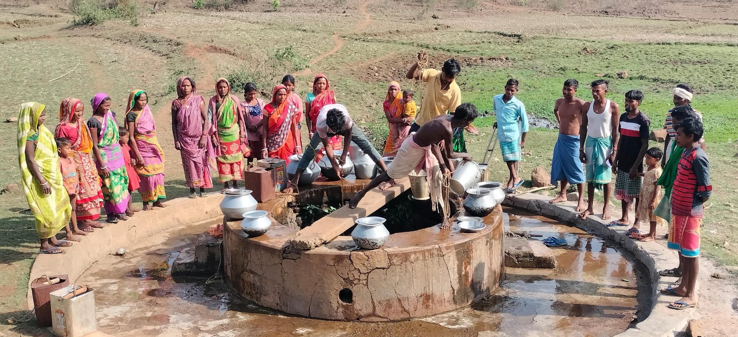 कैसे बदलेंगे गांव के हालात : न सड़क, न बिजली और न शुद्ध पानी, नारकीय जीवन जी रहे चुनरभुई व बासकंदरीवासी
