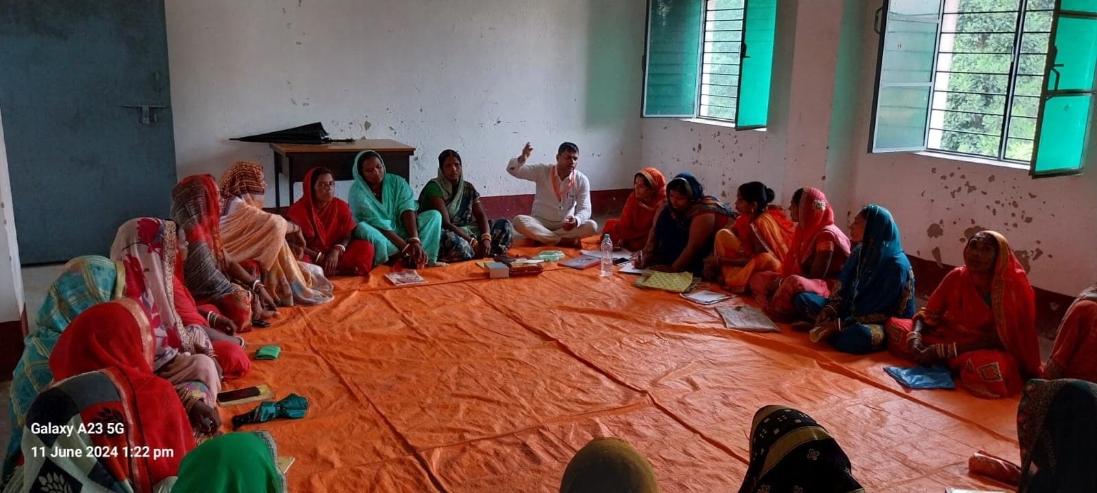 जीविका सदस्यों को दी गयी जानकारी