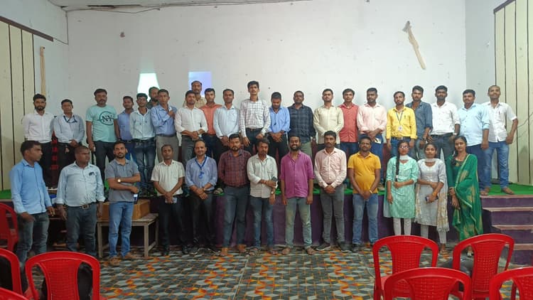 कुशल युवा कार्यक्रम को लेकर जागरूकता अभियान चलाने पर जोर