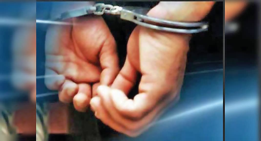 एस्सार के पाइप व यंत्र चोरी के मामले में वारिया से दो गिरफ्तार