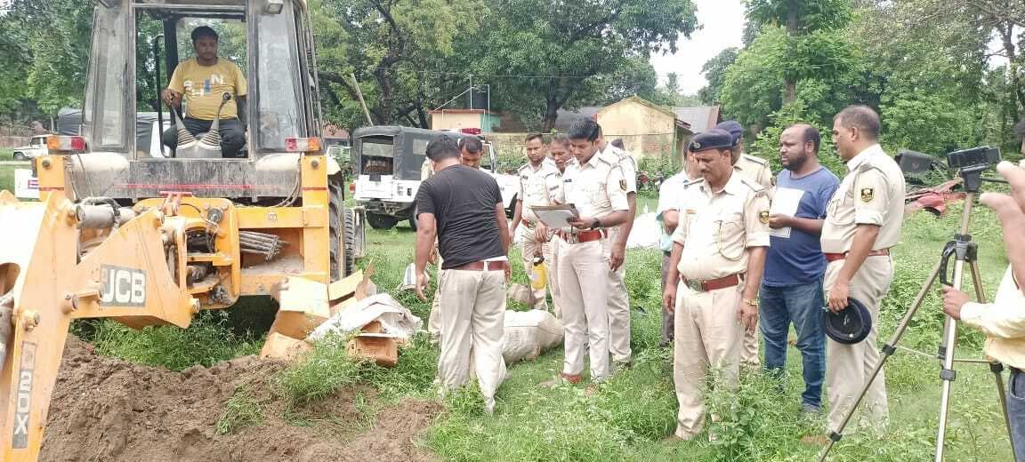 देसी शराब 287.300 लीटर एवं विदेशी शराब 906. 060 लीटर हुई विनष्ट