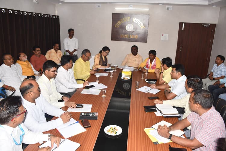 17 से जिले में होगी 22 से 23 घंटे बिजली आपूर्ति