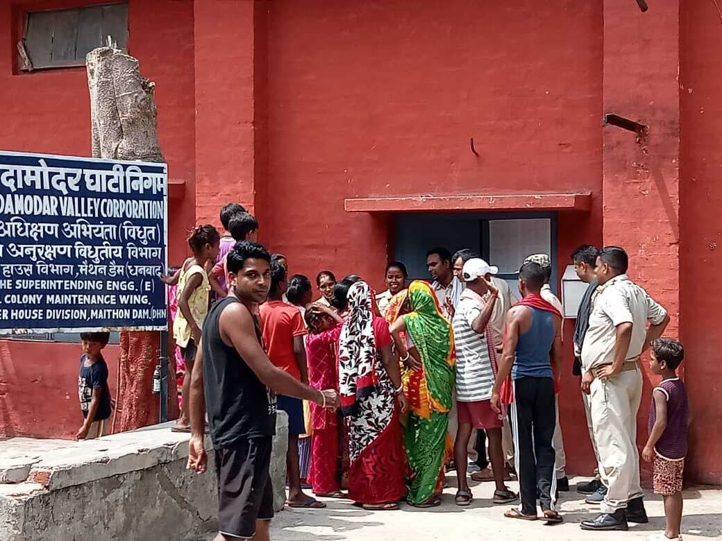 पैसे के विवाद को ले बाप-बेटे भिड़े, बाप की गयी जान