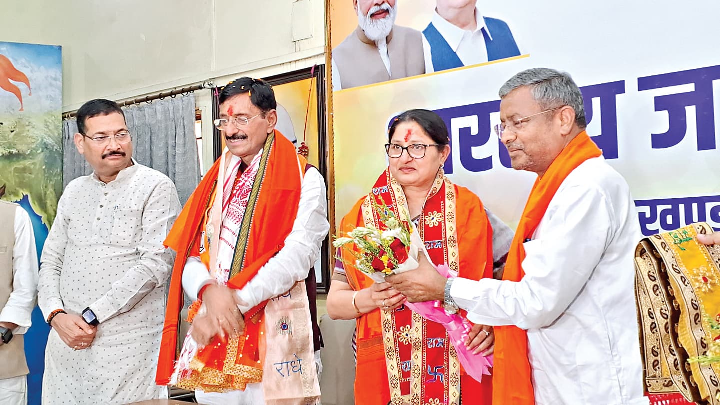 झामुमो, कांग्रेस और बिचौलियों से झारखंड को बचाना होगा : बाबूलाल