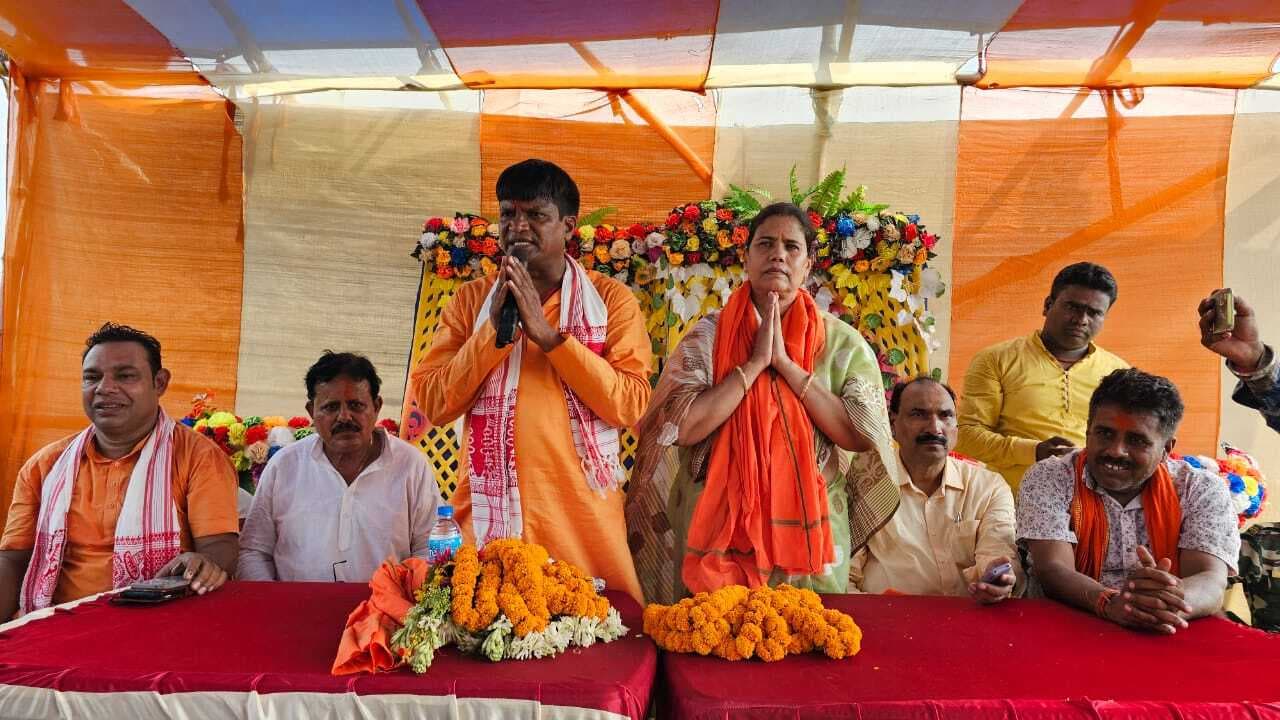 निरसा-चिरकुंडा में सांसद ढुलू महतो का अभिनंदन