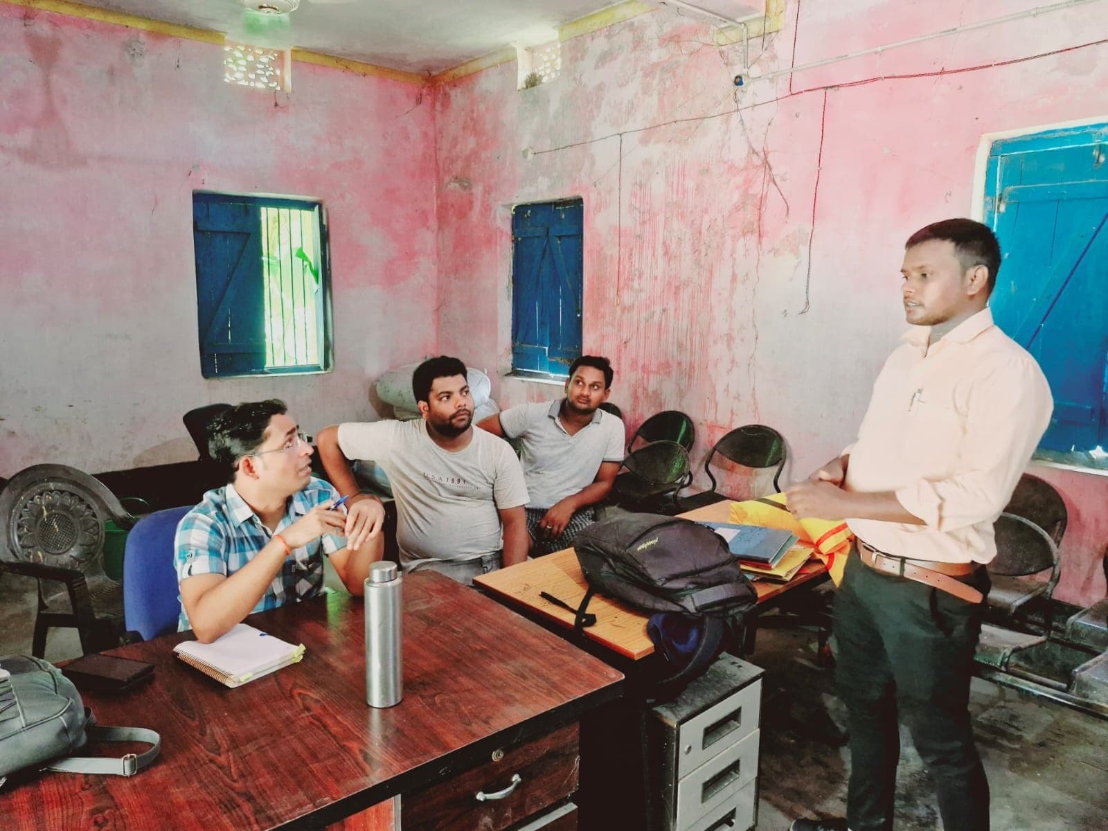 बीडीओ ने किया गोपालपुर पंचायत कार्यालय का निरीक्षण