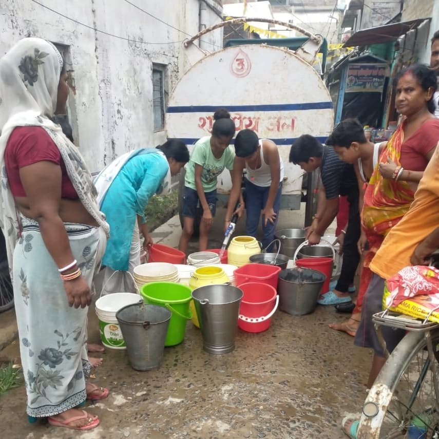 तपती धूप में लगातार नीचे खिसक रहा शहर का भूमिगत जल श्रोत, जलसंकट से जूझ रहे नगरवासी