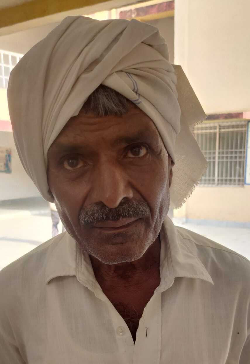 उपमुखिया पर वृद्धा पेंशन की राशि में हेराफेरी का आरोप