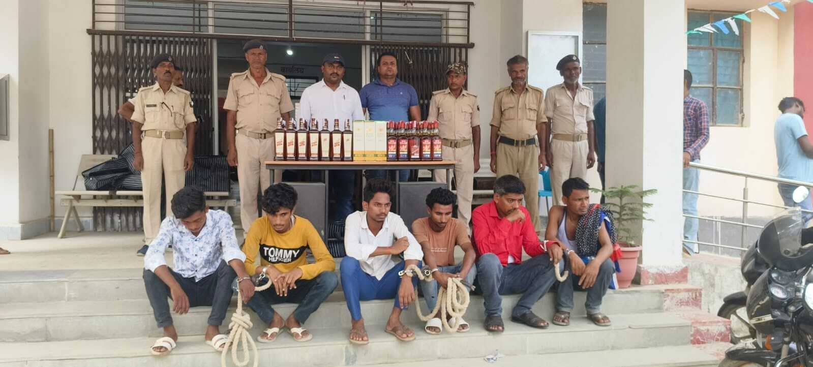 उत्पाद विभाग ने छह शराब तस्कर को किया गिरफ्तार