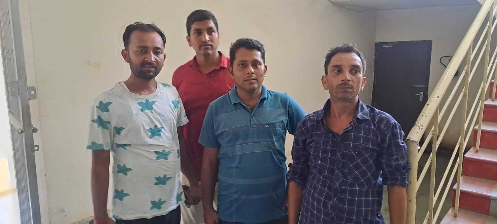 अनुकंपा पर नियुक्ति को लेकर आश्रितों ने कुलपति से की मुलाकात