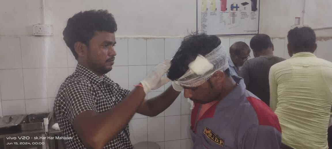 सदर अस्पताल के प्रसूति कक्ष में मारपीट, वार्ड ब्वॉय का सिर फोड़ा